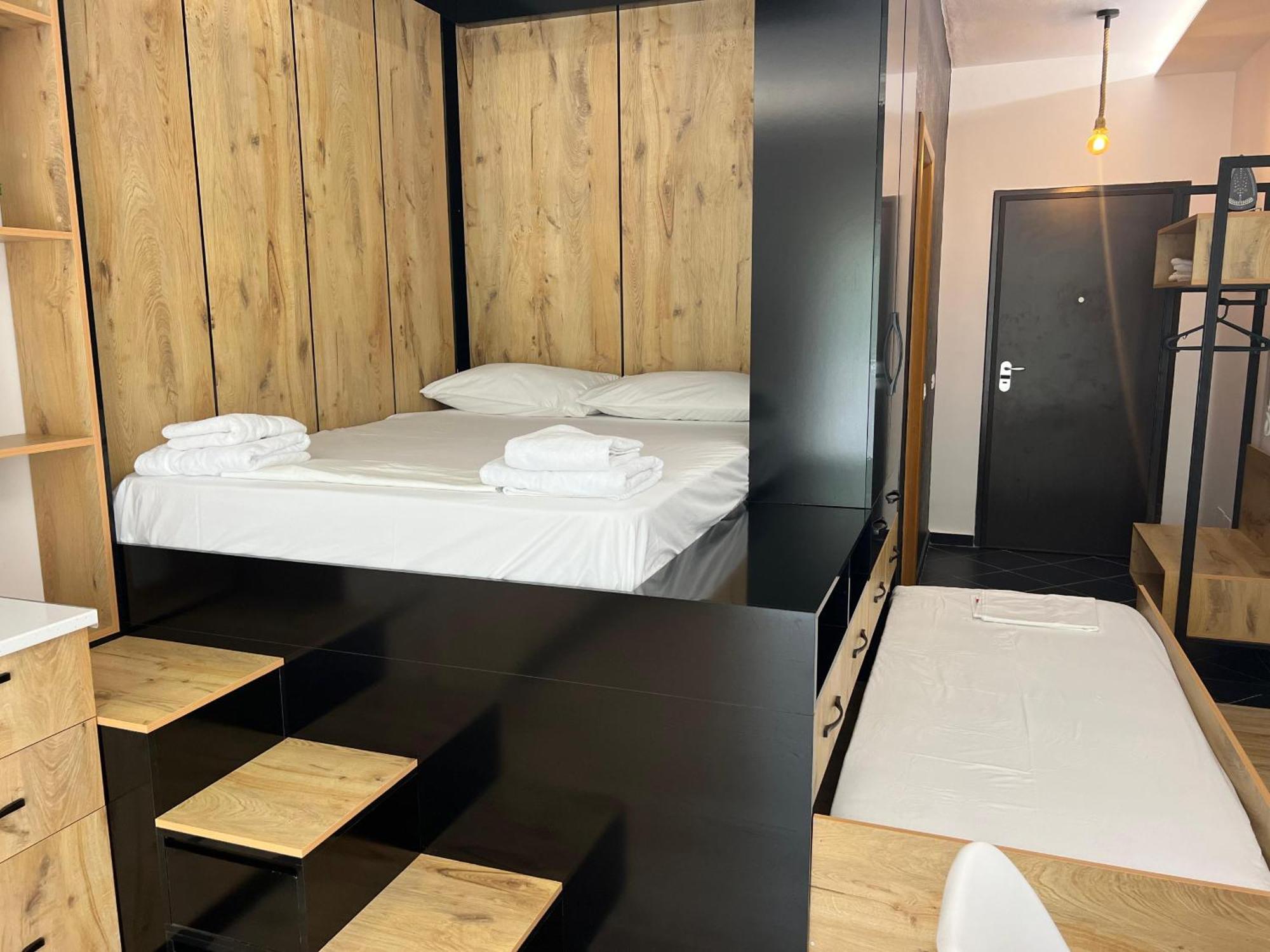 Teo'S Deluxe Studios Vlorë Eksteriør bilde
